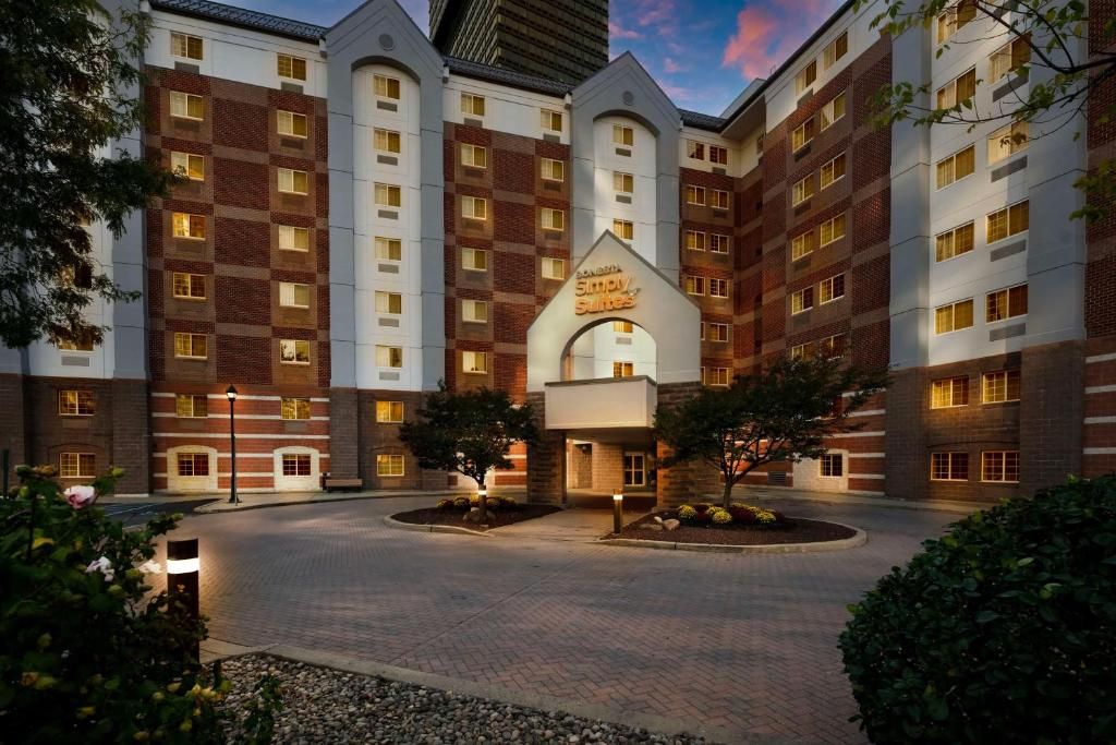 Sonesta Simply Suites Jersey City: The Ultimate Stay for Comfort and Convenience