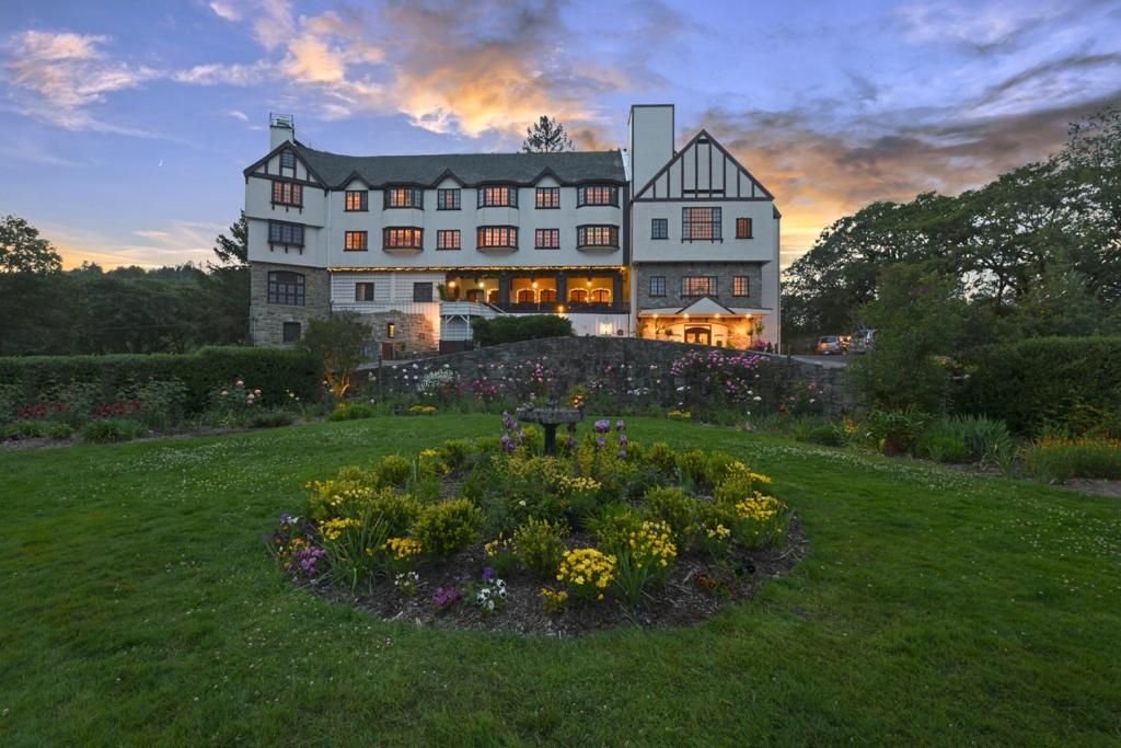 Discover the Charm of Benbow Historic Inn: Your Ultimate Getaway Destination