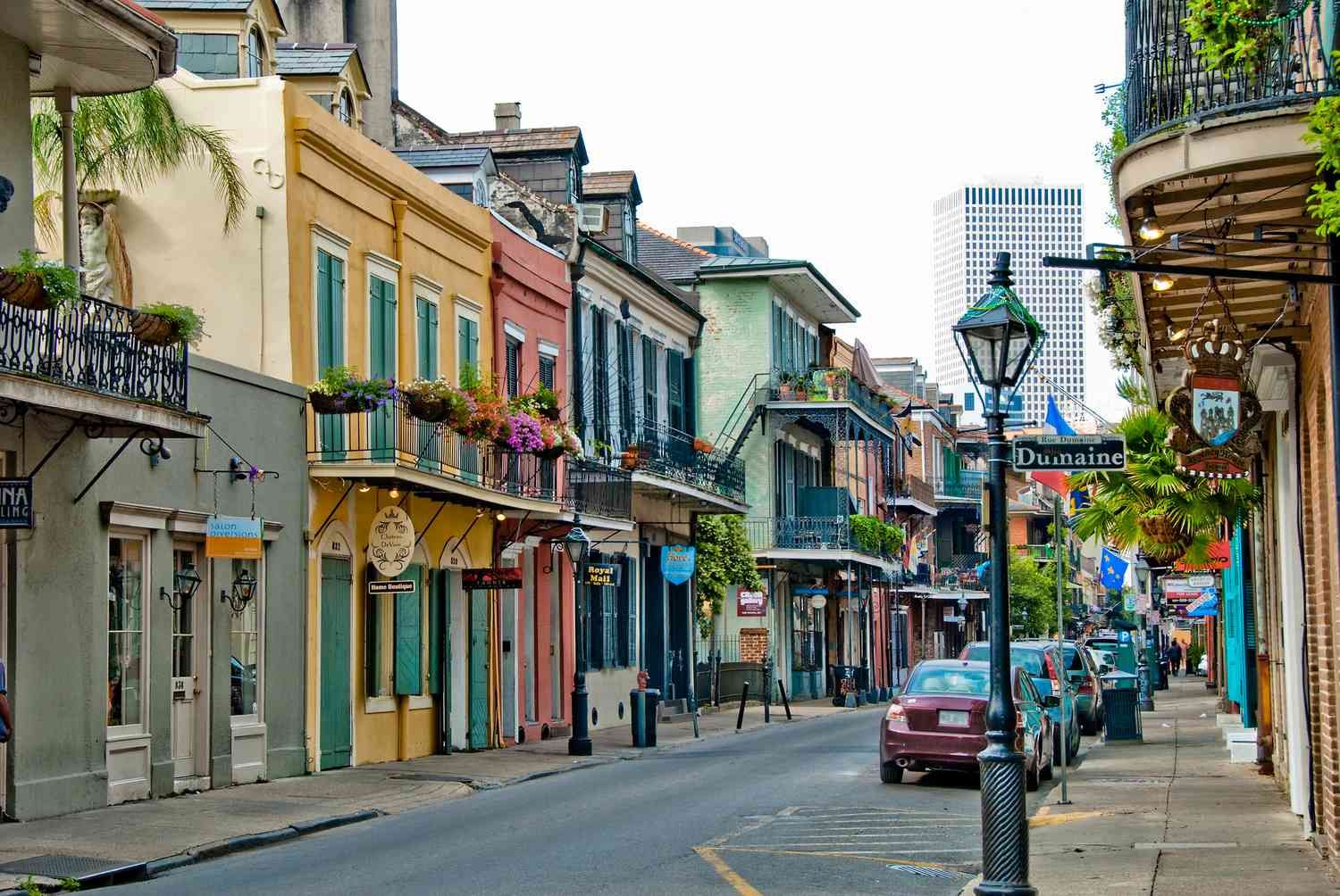 Explore the Vibes of French Quarter Like a Local: A Deep Dive with The Monroe Hotels
