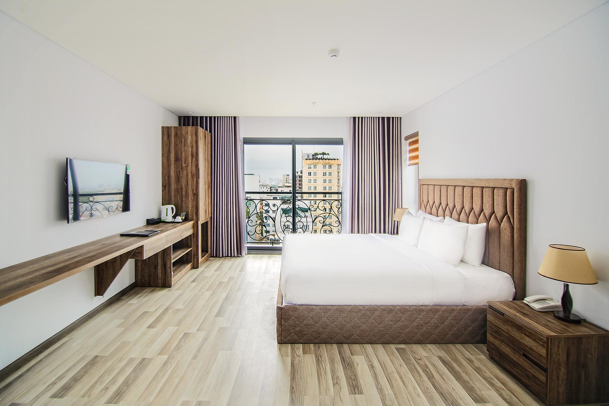 Sea Light Hotel: Your Perfect Beachside Retreat in Da Nang
