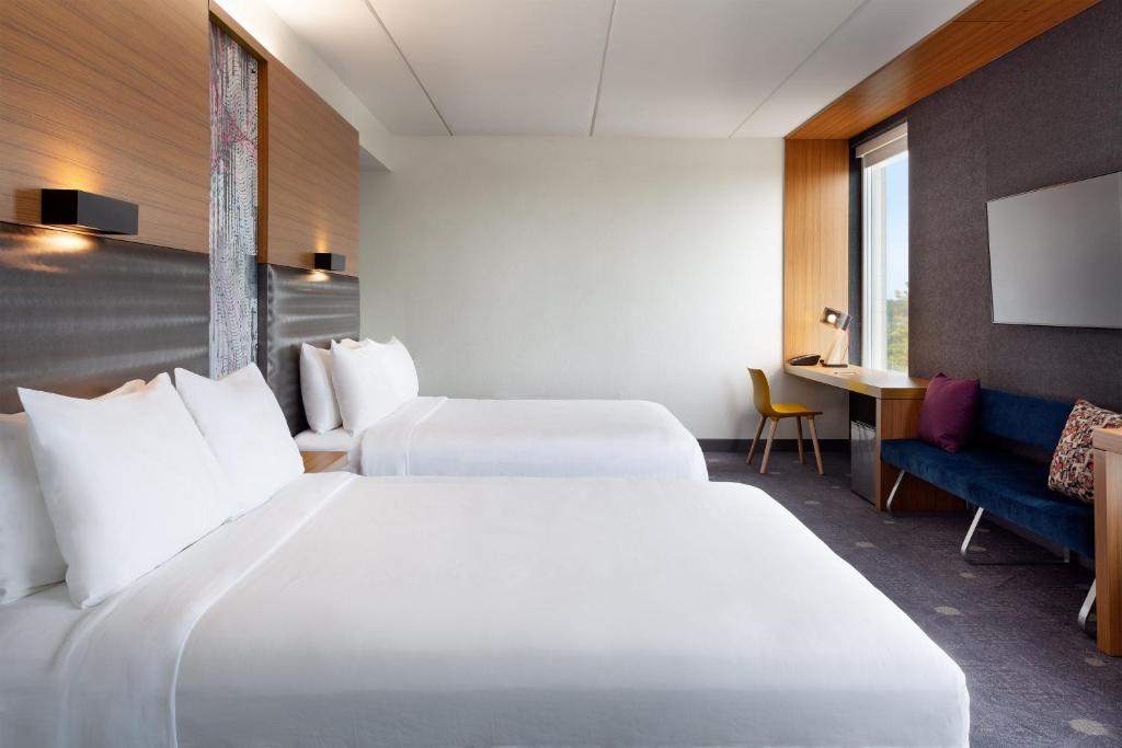Aloft Jacksonville Tapestry Park: Your Ultimate Guide to a Trendy Stay in Jacksonville