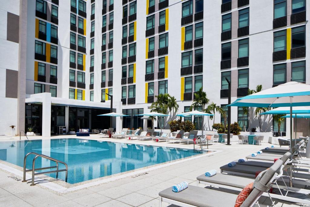 Aloft Miami Aventura: The Ultimate Stay in Aventura, FL