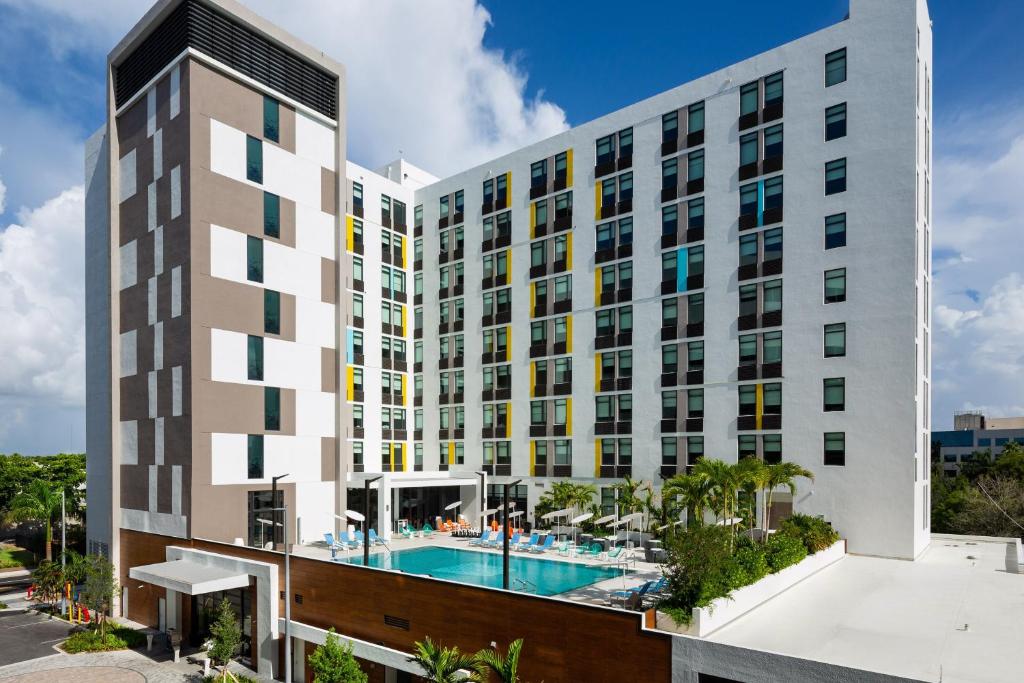 Aloft Miami Aventura: The Ultimate Stay in Aventura, FL