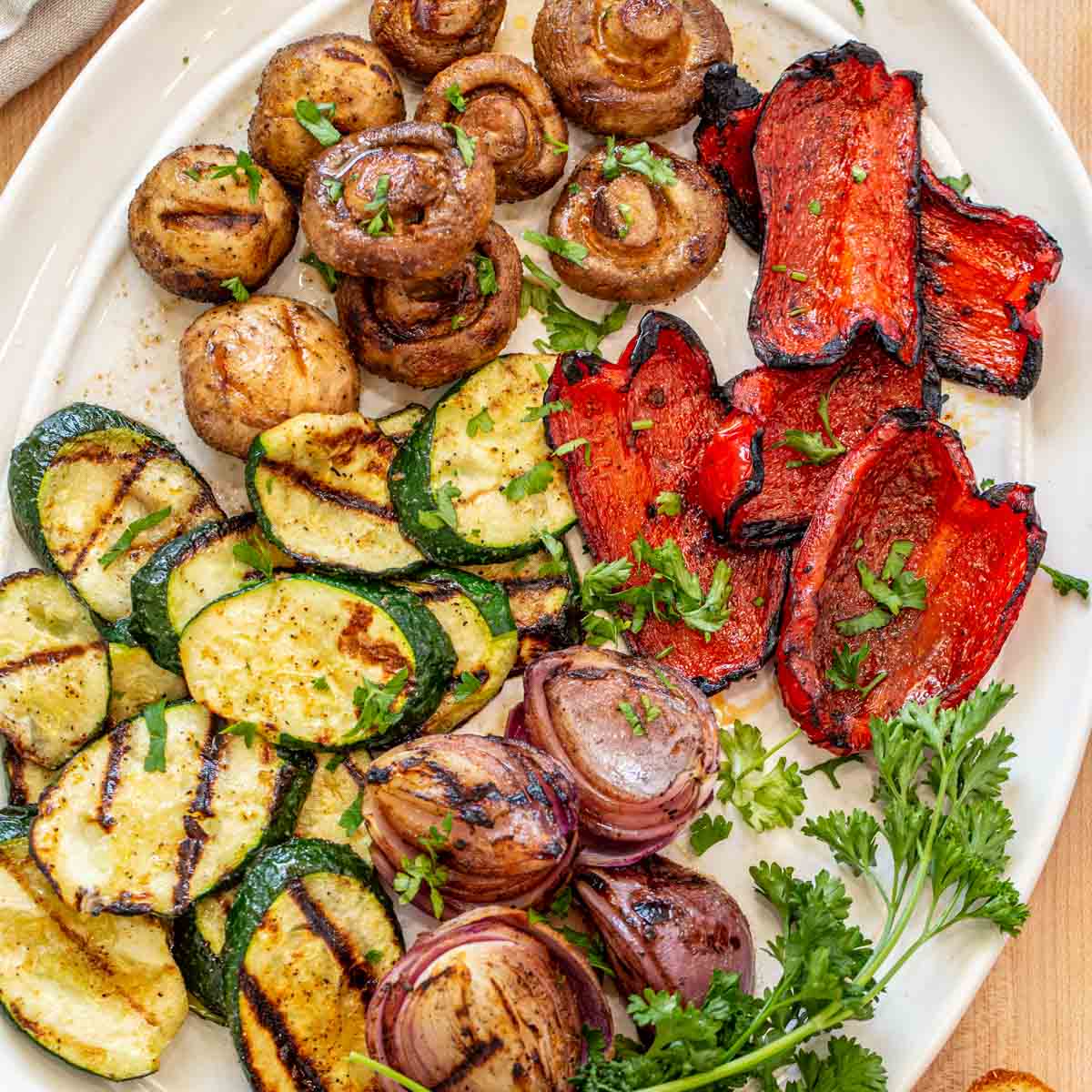 BBQ Ribs: The Ultimate Guide to Savoring America&#8217;s Favorite Dish