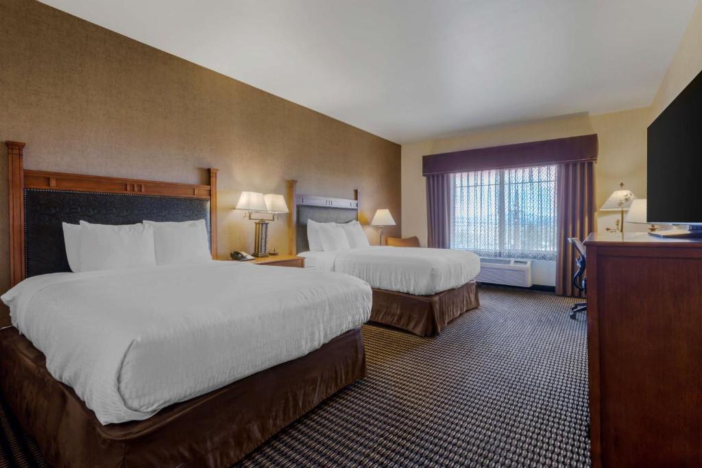Best Western PLUS Bryce Canyon Grand Hotel: Your Ultimate Bryce Canyon Adventure Awaits