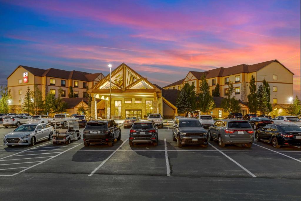 Best Western PLUS Bryce Canyon Grand Hotel: Your Ultimate Bryce Canyon Adventure Awaits