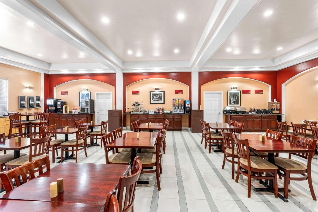 Best Western Plus Yosemite Way Station: Your Ultimate Getaway to Adventure and Comfort