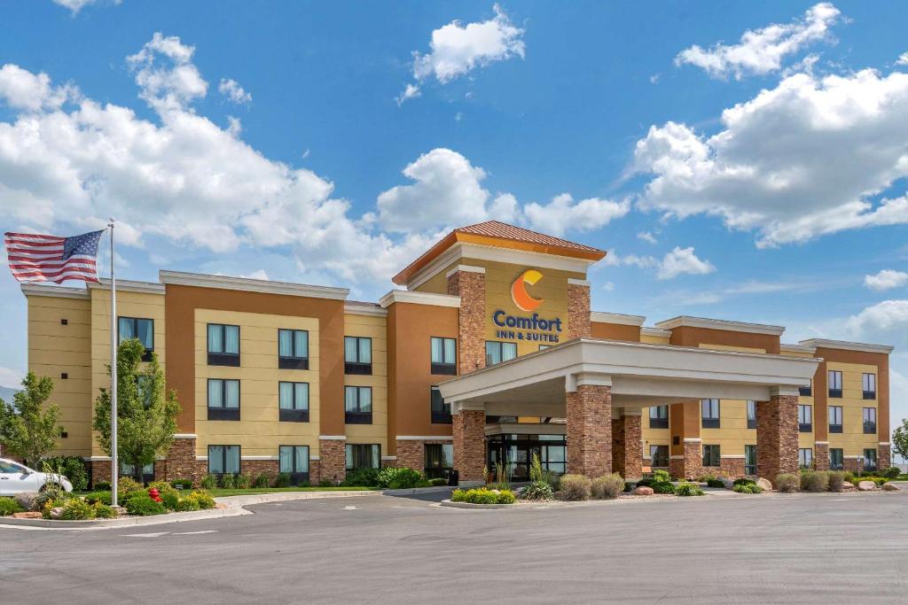 Comfort Inn &#038; Suites Tooele-Salt Lake City: Your Ultimate Stay Guide