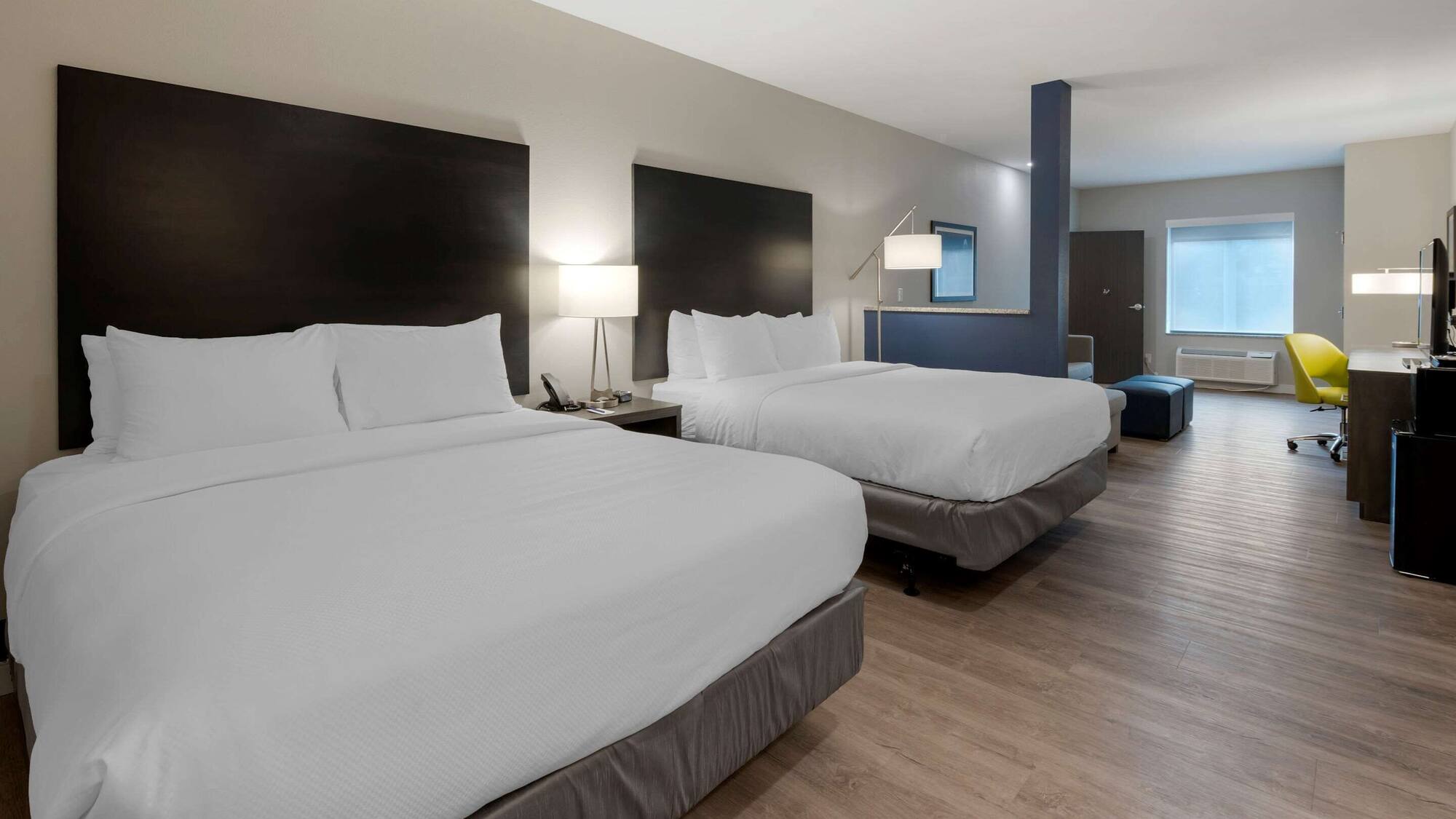 Comfort Suites Cincinnati University &#8211; Downtown: The Ultimate Stay for Your Next Trip