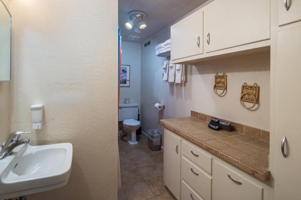 Discover Apache Motel: Your Ultimate Moab Stay
