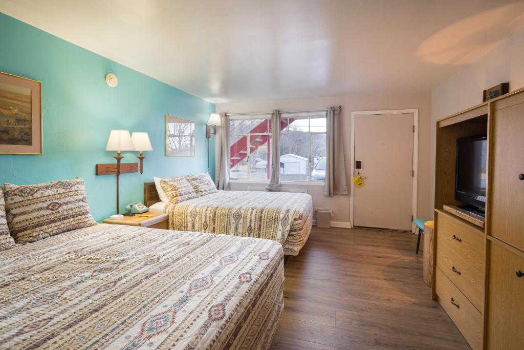 Discover Apache Motel: Your Ultimate Moab Stay