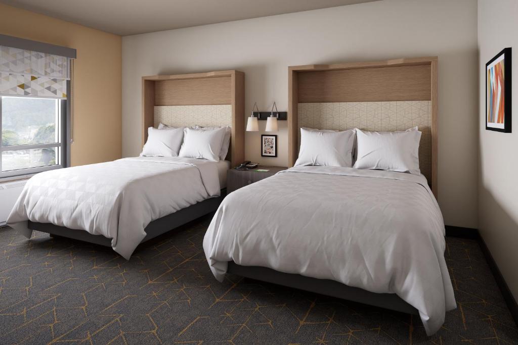 Discover Comfort and Convenience at Holiday Inn Santa Ana-Orange County Airport by IHG