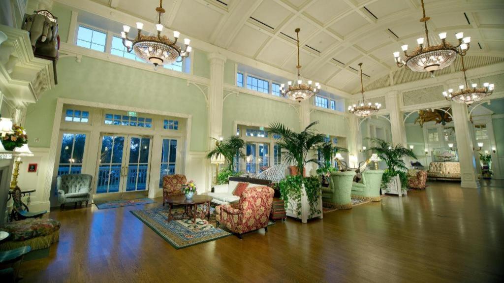 Discover Disney&#8217;s Boardwalk Inn: A Magical Stay at the Heart of Disney World