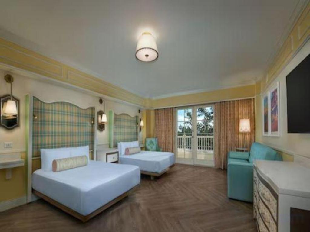 Discover Disney&#8217;s Boardwalk Inn: A Magical Stay at the Heart of Disney World