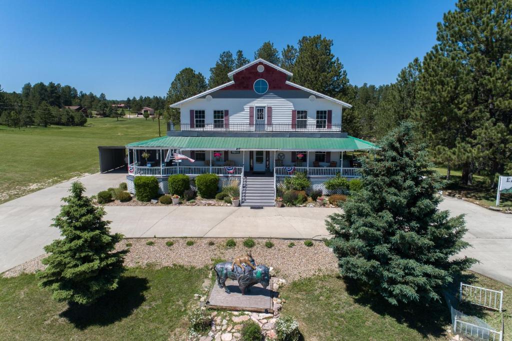 Discover Eagle’s Landing Lodge: The Ultimate Getaway at The Monroe Hotels
