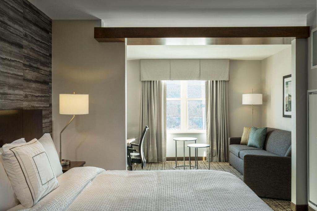 Discover Fairfield by Marriott Waterbury Stowe: A Hidden Gem for Your Next Getaway