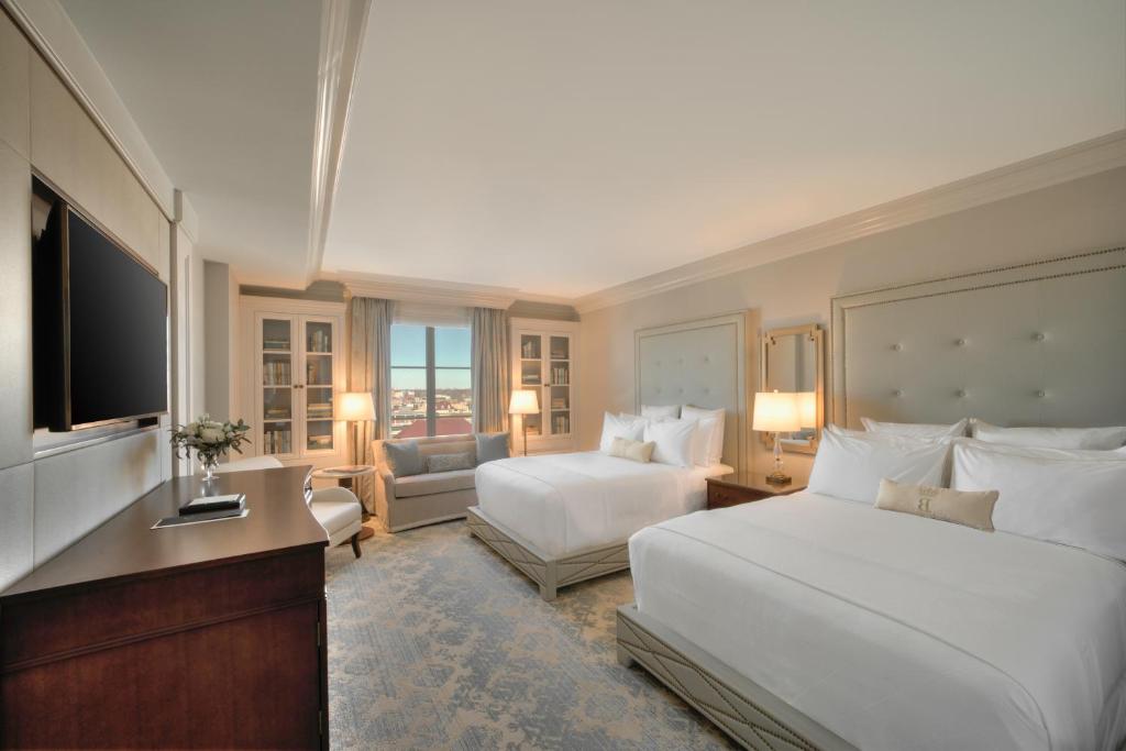 Discover Luxury at Hotel Bennett Charleston: Your Ultimate Southern Escape
