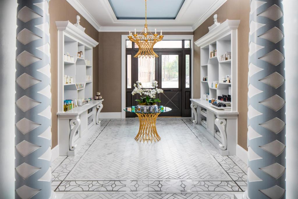 Discover Luxury at Hotel Bennett Charleston: Your Ultimate Southern Escape