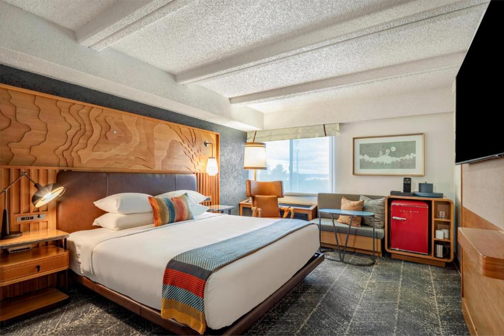Discover the Beauty of The Wildbirch Hotel in JdV by Hyatt: A Premier Destination in Anchorage, Alaska