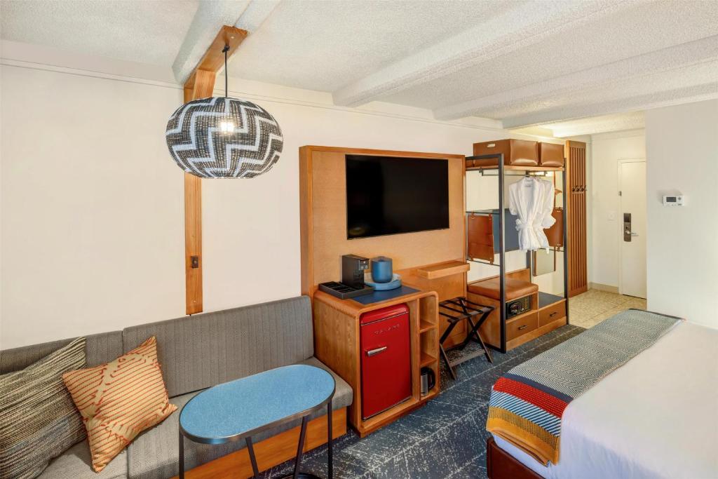 Discover the Beauty of The Wildbirch Hotel in JdV by Hyatt: A Premier Destination in Anchorage, Alaska