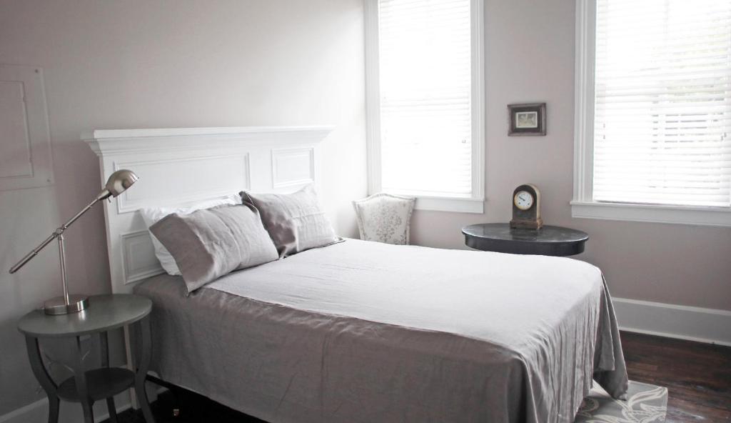 Discover the Best of Comfort and Luxury at Hotel Laurance: Your Ultimate Stay Awaits