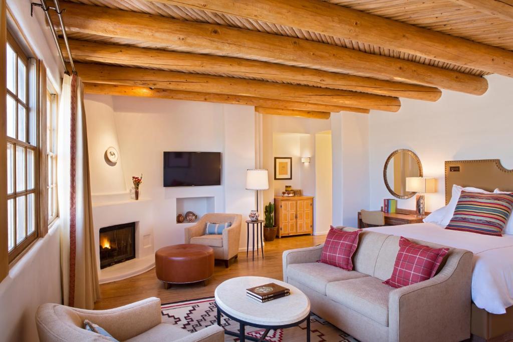 Discover the Charm and Luxury of Rosewood Inn of the Anasazi: A Hidden Gem in Santa Fe
