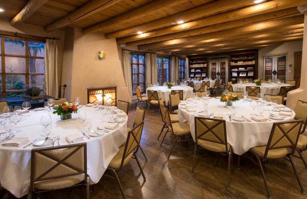 Discover the Charm and Luxury of Rosewood Inn of the Anasazi: A Hidden Gem in Santa Fe