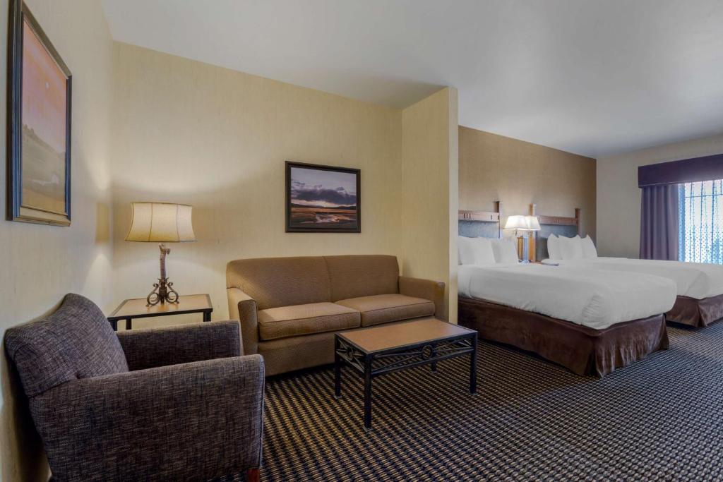 Discover the Charm of Best Western PLUS Bryce Canyon Grand Hotel: A Gateway to Bryce Canyon