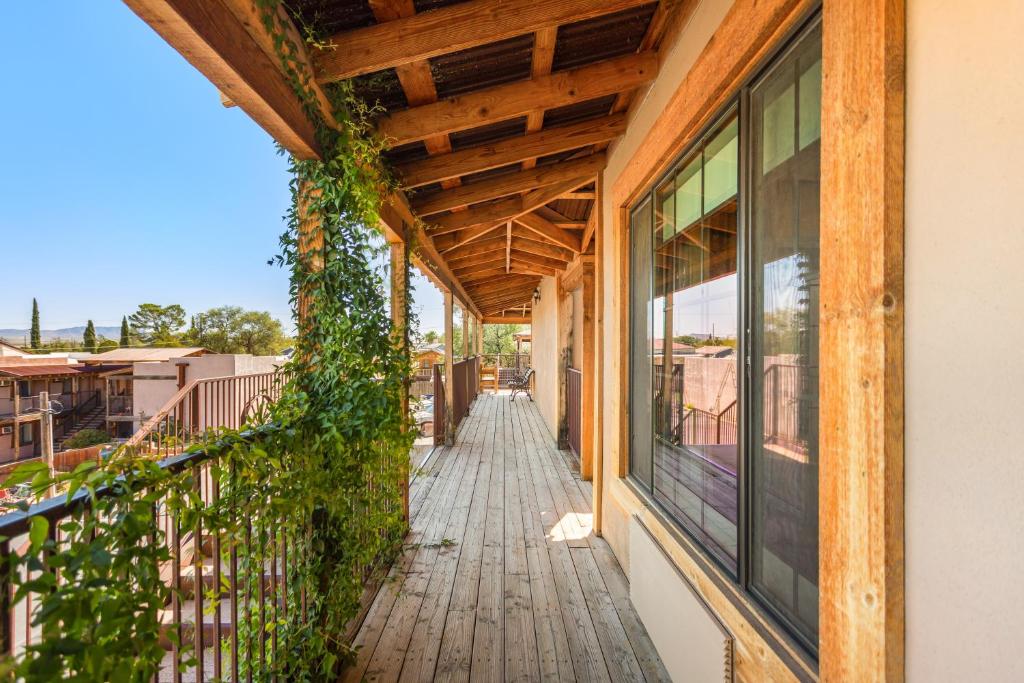 Discover the Charm of Inn History Tombstone: A Unique Stay in the Heart of Arizona