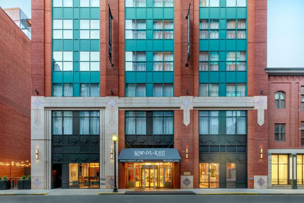 Discover the Charm of Pennyweight Hotel Boston, Curio Collection by Hilton
