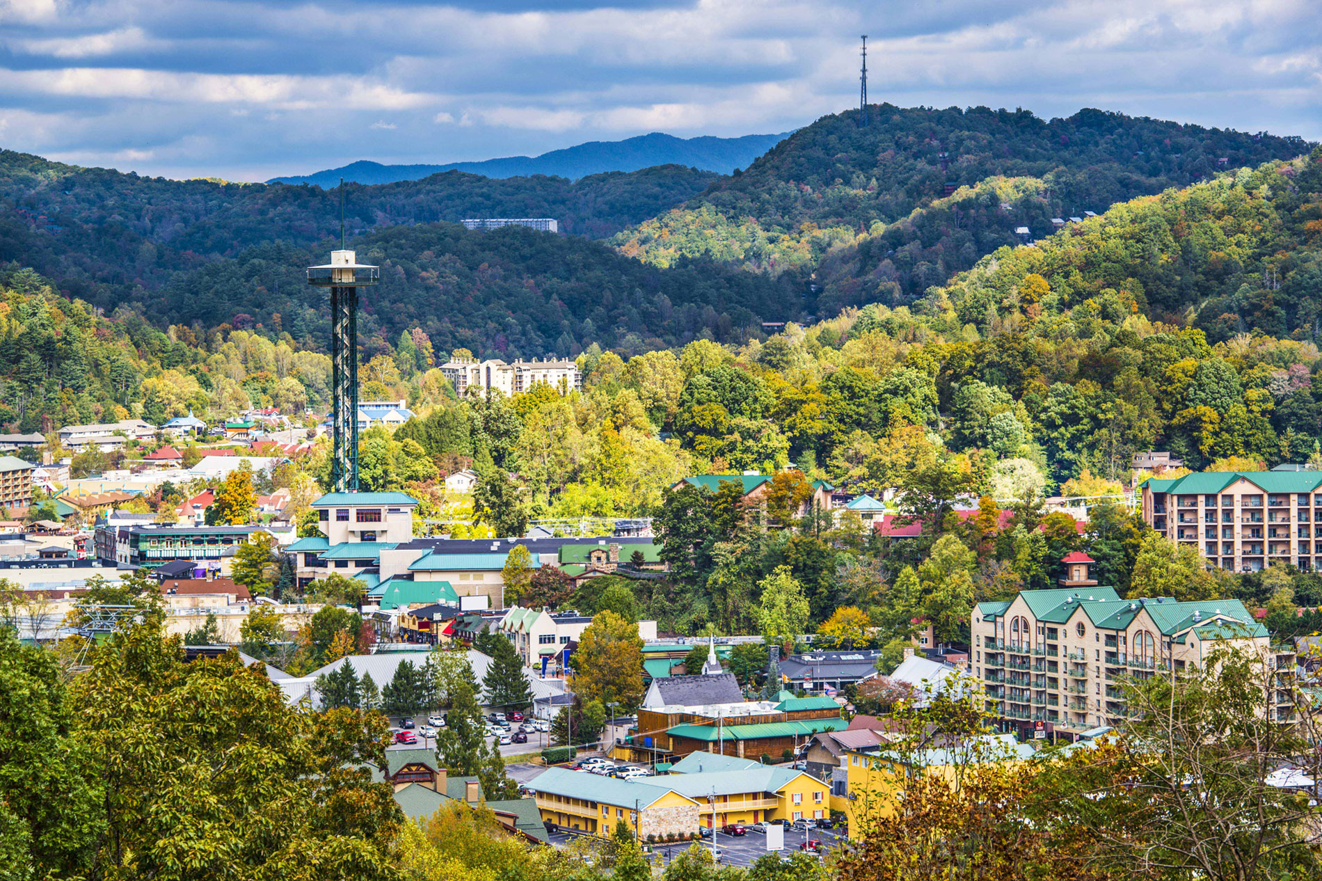 Discover the Comfort and Convenience of Fairfield Inn &#038; Suites by Marriott Gatlinburg Downtown