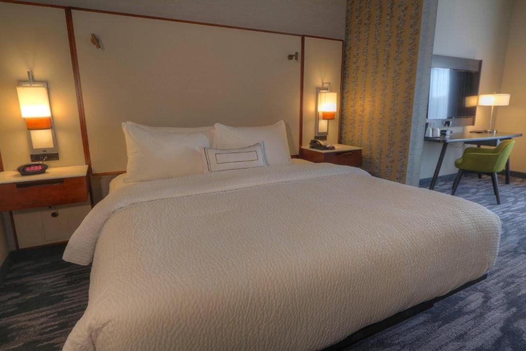 Discover the Comfort and Convenience of Fairfield Inn &#038; Suites by Marriott Gatlinburg Downtown
