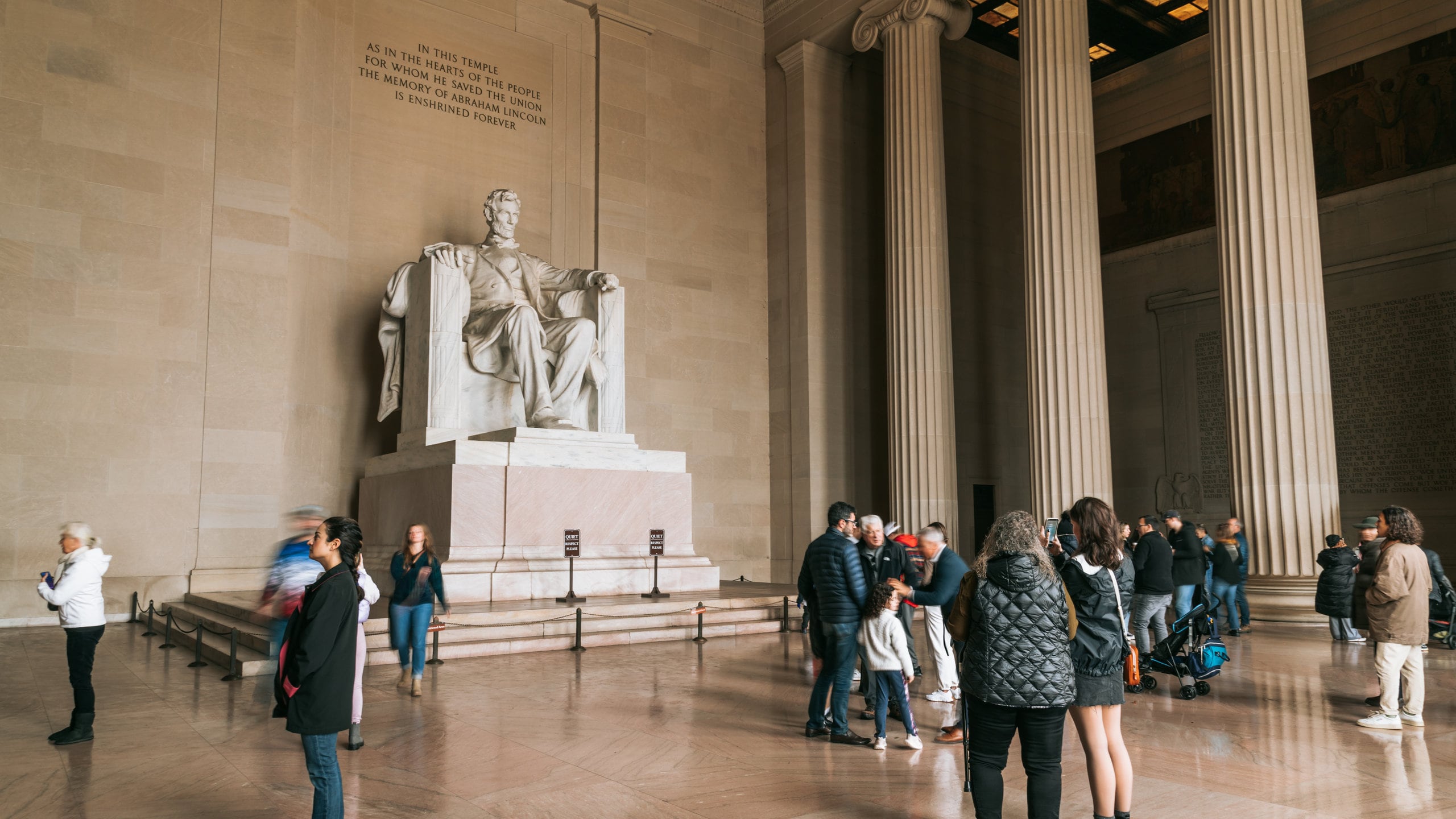 Discover the Lincoln Memorial: Your Ultimate DC Adventure