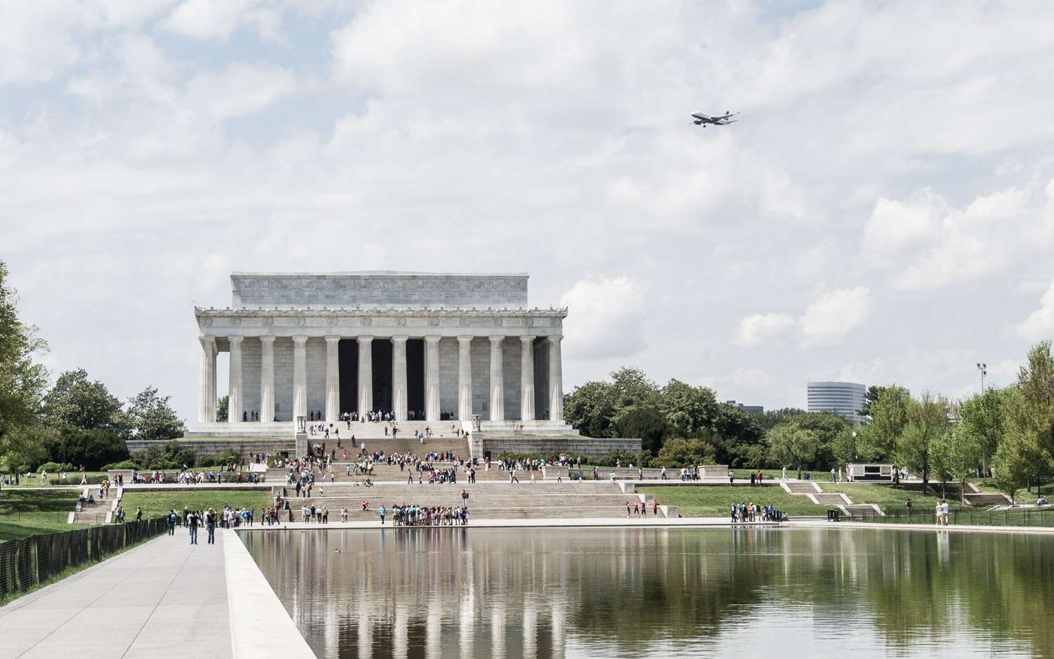 Discover the Lincoln Memorial: Your Ultimate DC Adventure