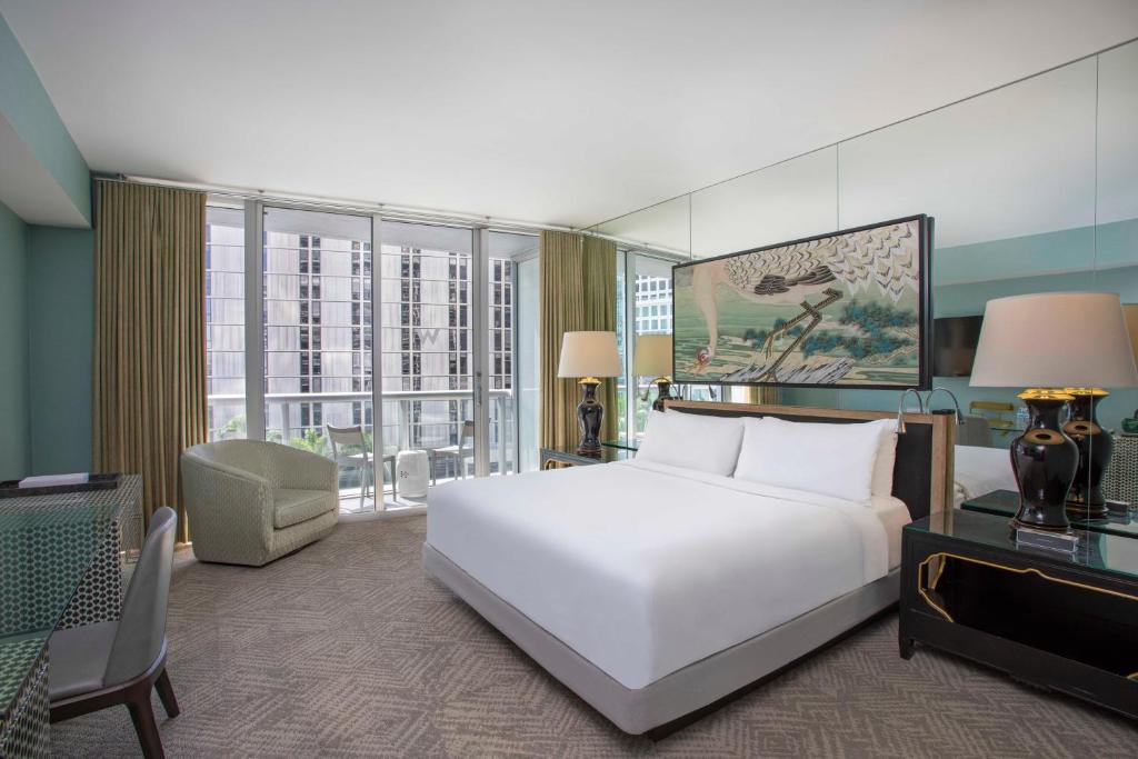 Discover the Luxury and Vibrancy of W Miami: A Perfect Destination for Your Next Stay