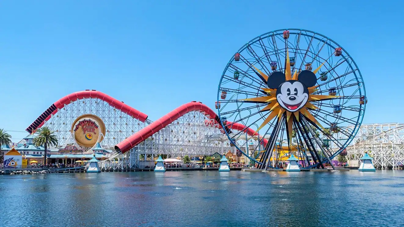 Discover the Magic of Disneyland Resort: An Unforgettable Experience
