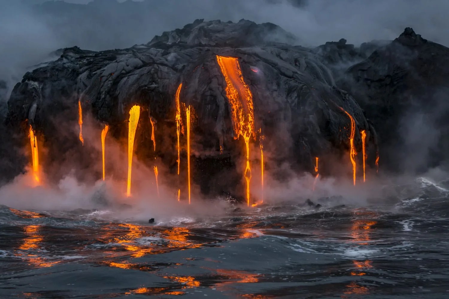 Discover the Majestic Wonders of Hawaii Volcanoes National Park: A Journey Into Nature’s Heart