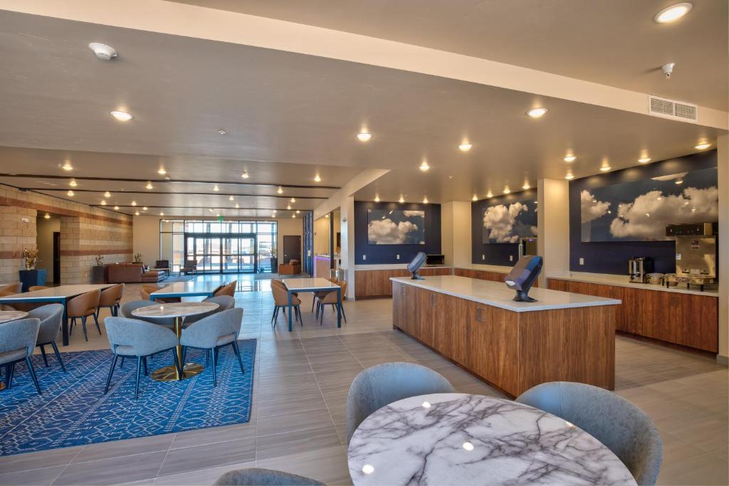 Discover the Ultimate Comfort at Scenic View Inn &#038; Suites Moab