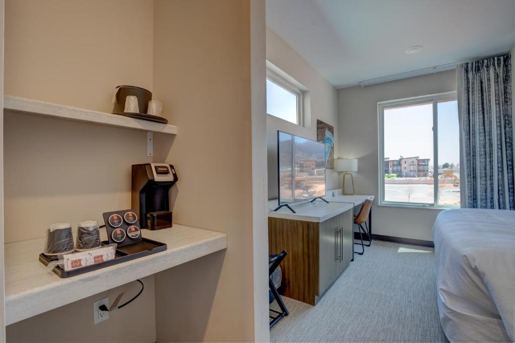Discover the Ultimate Comfort at Scenic View Inn &#038; Suites Moab