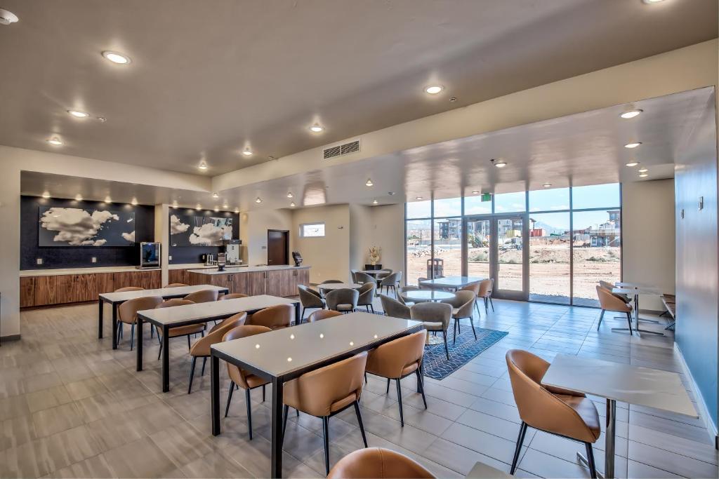 Discover the Ultimate Comfort at Scenic View Inn &#038; Suites Moab