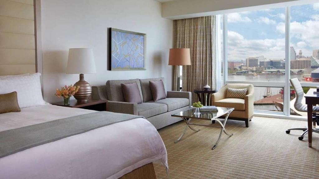 Discover the Ultimate Luxury Experience at Four Seasons Baltimore: A Gem in Maryland&#8217;s Charm City