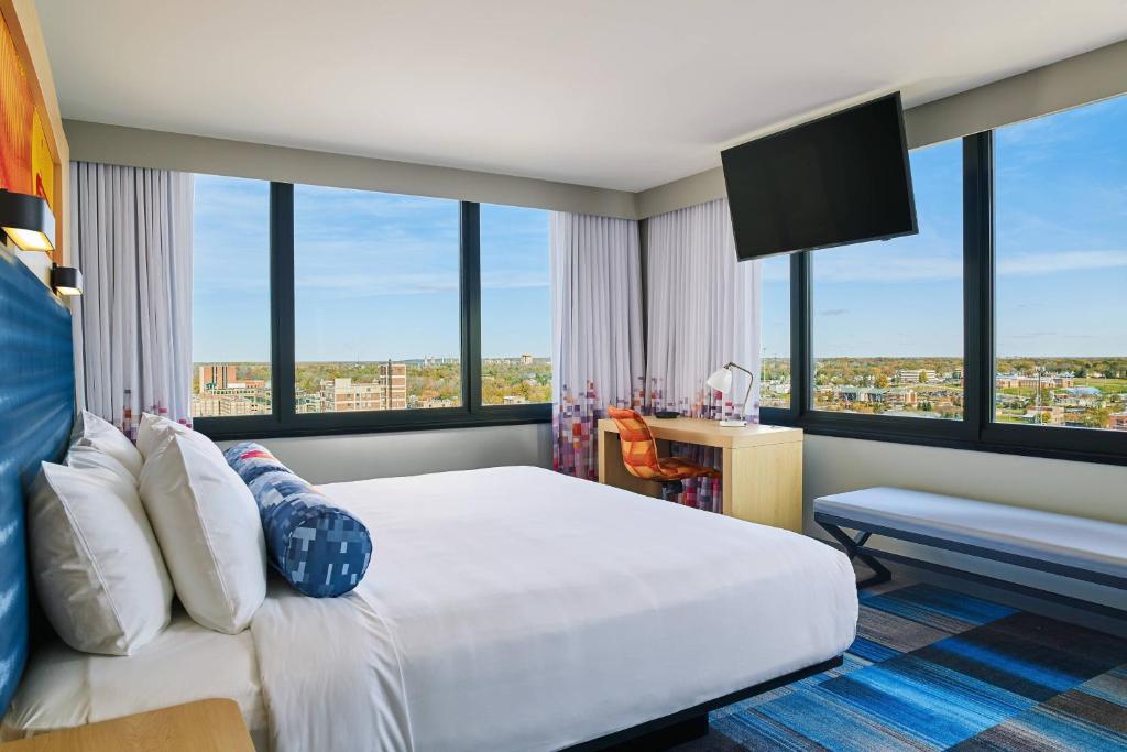 Discover the Ultimate Stay at Aloft South Bend with The Monroe Hotels