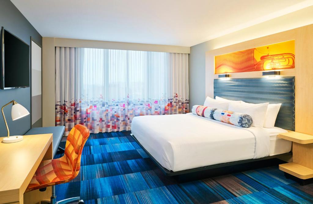 Discover the Ultimate Stay at Aloft South Bend with The Monroe Hotels
