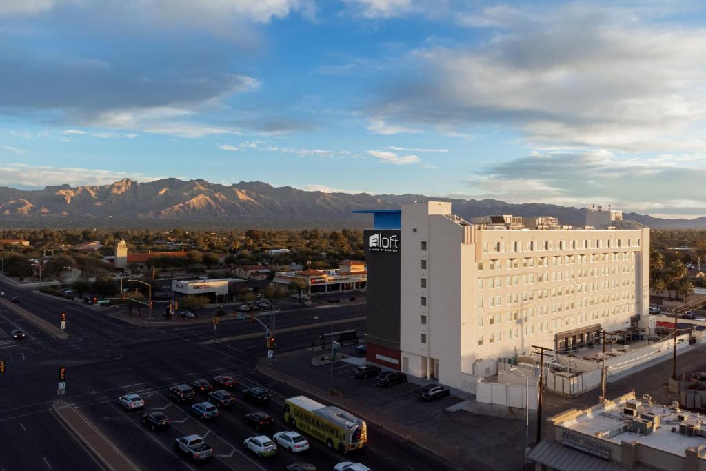 Discover the Ultimate Stay at Aloft Tucson University: The Perfect Blend of Comfort and Convenience