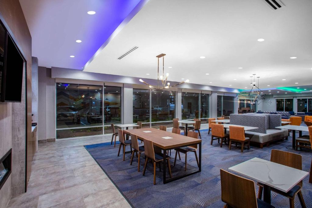 Discover the Ultimate Stay at La Quinta Inn &#038; Suites by Wyndham Oxford: Your Ideal Destination