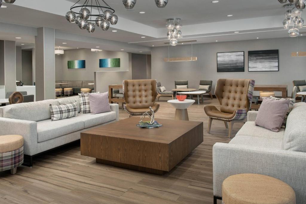 Discover the Ultimate Stay at Residence Inn Doral Mall Area: A Hidden Gem for Travelers