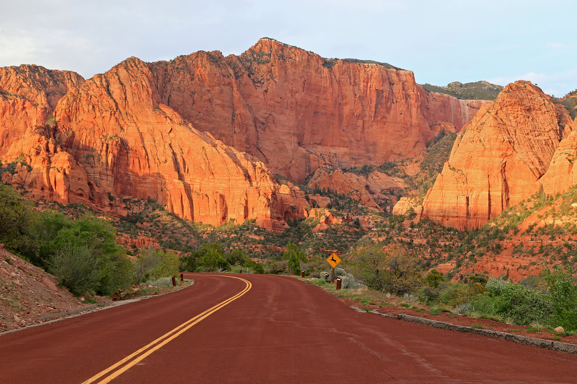 Discover the Ultimate Zion Glamping Adventures: A Dream Stay with The Monroe Hotels