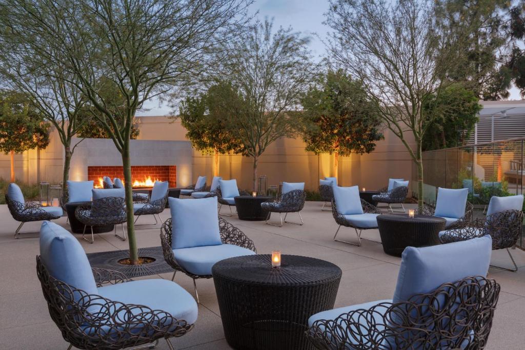 Discover The Viv Hotel, Anaheim, a Tribute Portfolio Hotel – Your Ultimate Stay in Anaheim