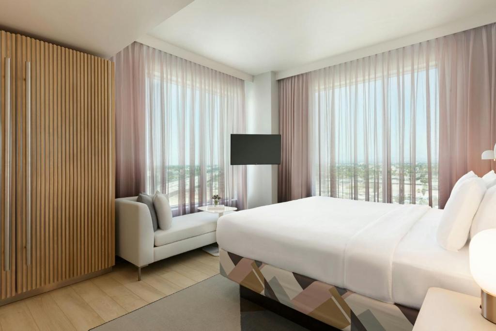 Discover The Viv Hotel, Anaheim, a Tribute Portfolio Hotel – Your Ultimate Stay in Anaheim