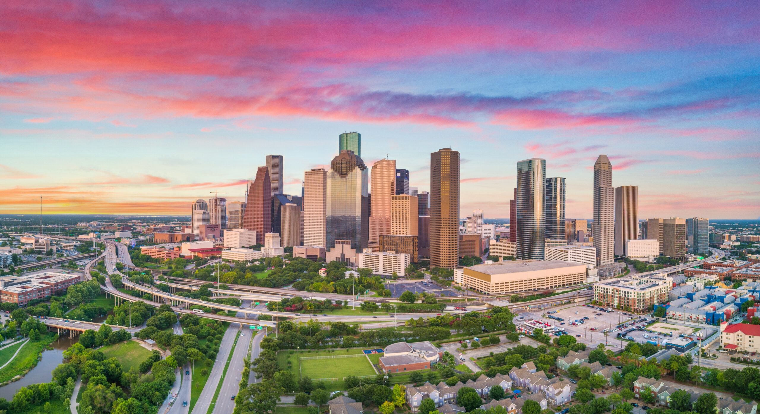 Discovering Houston: The Ultimate Guide to Exploring this Dynamic City with The Monroe Hotels
